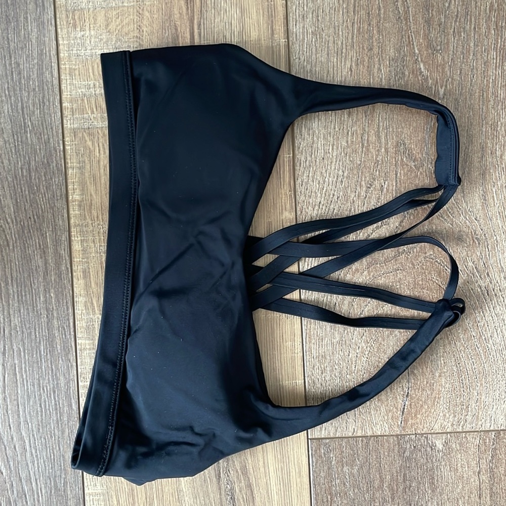 Lululemon bathing suit top